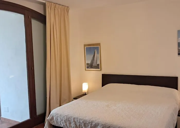 Bed & Breakfast Castiglias 3*